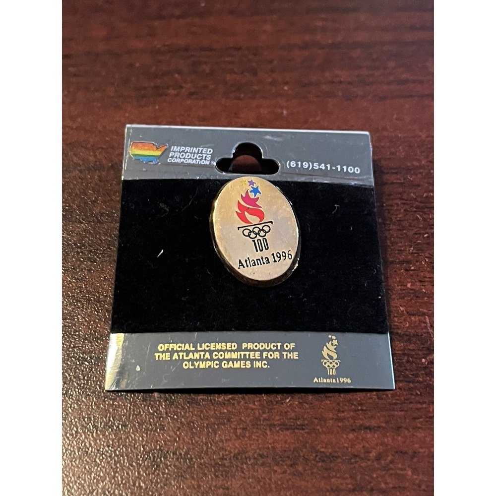 Vintage Atlanta Summer Olympicsβ Olympic Torch Gold-Tone Lapel Hat Pin